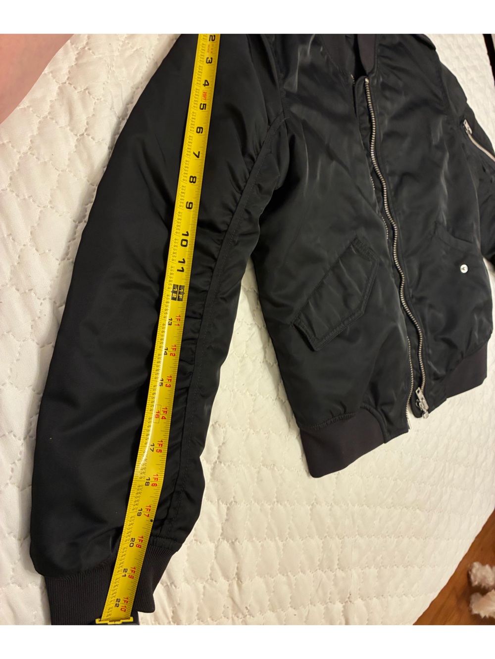Aritzia - Talula Whitby Black Bomber Jacket with Zip Front - Picture 7 of 10